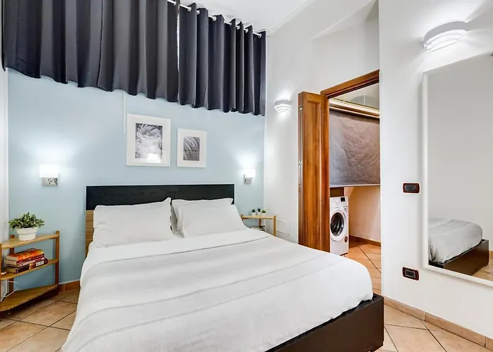 Coliseum Apartment Rome